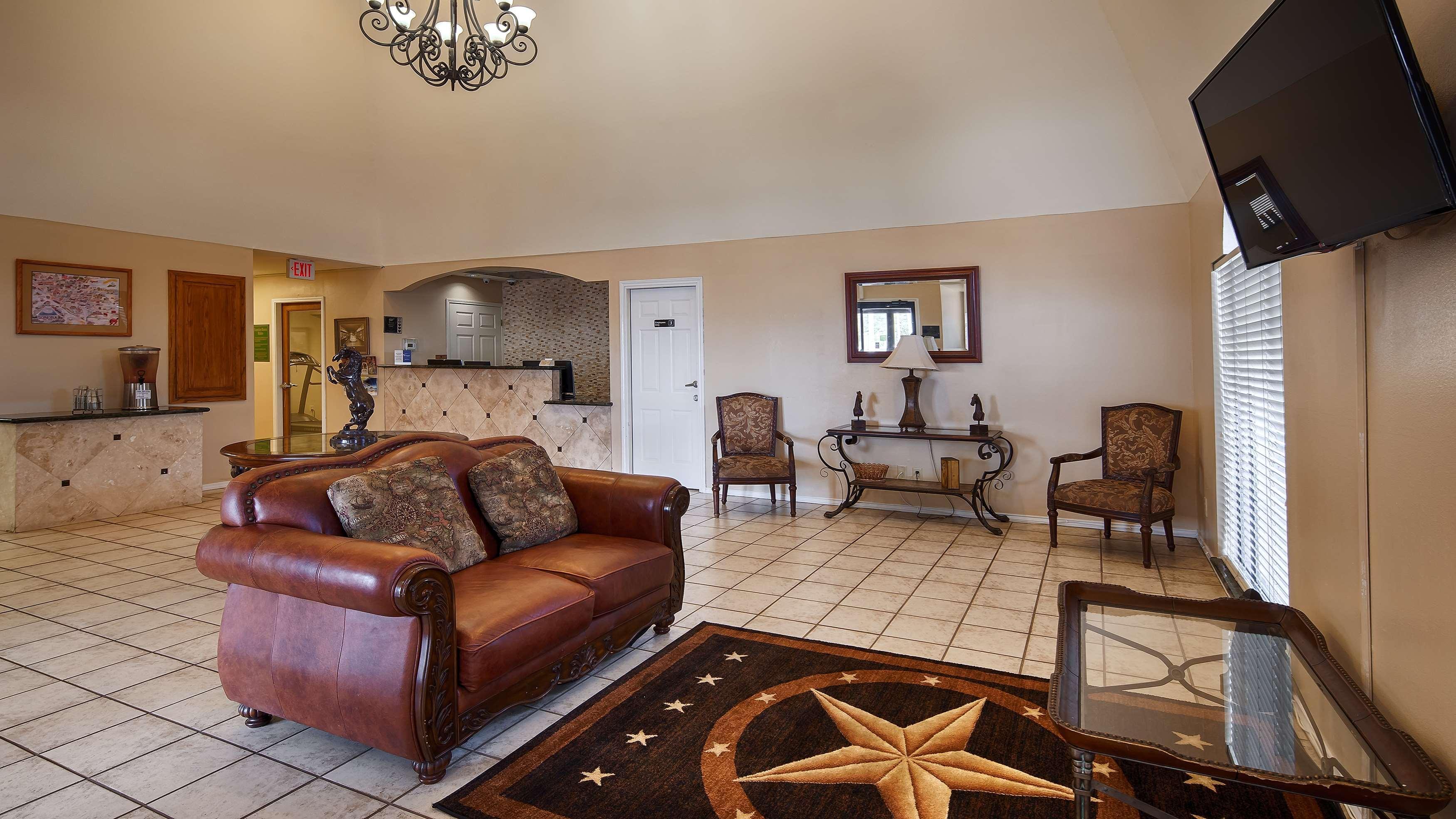 Best Western Plus Main Street Inn Brawley Exterior photo