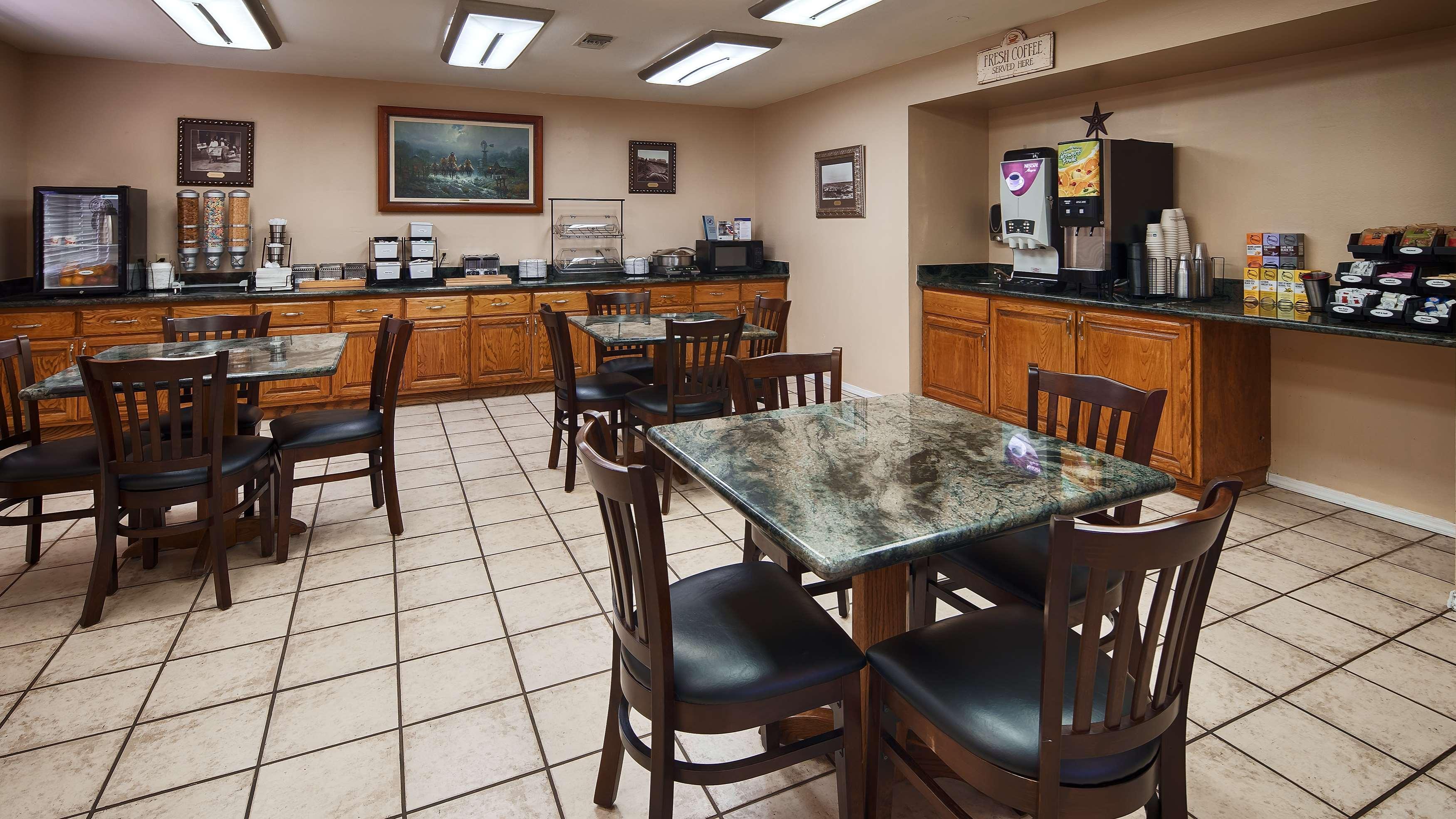 Best Western Plus Main Street Inn Brawley Exterior photo
