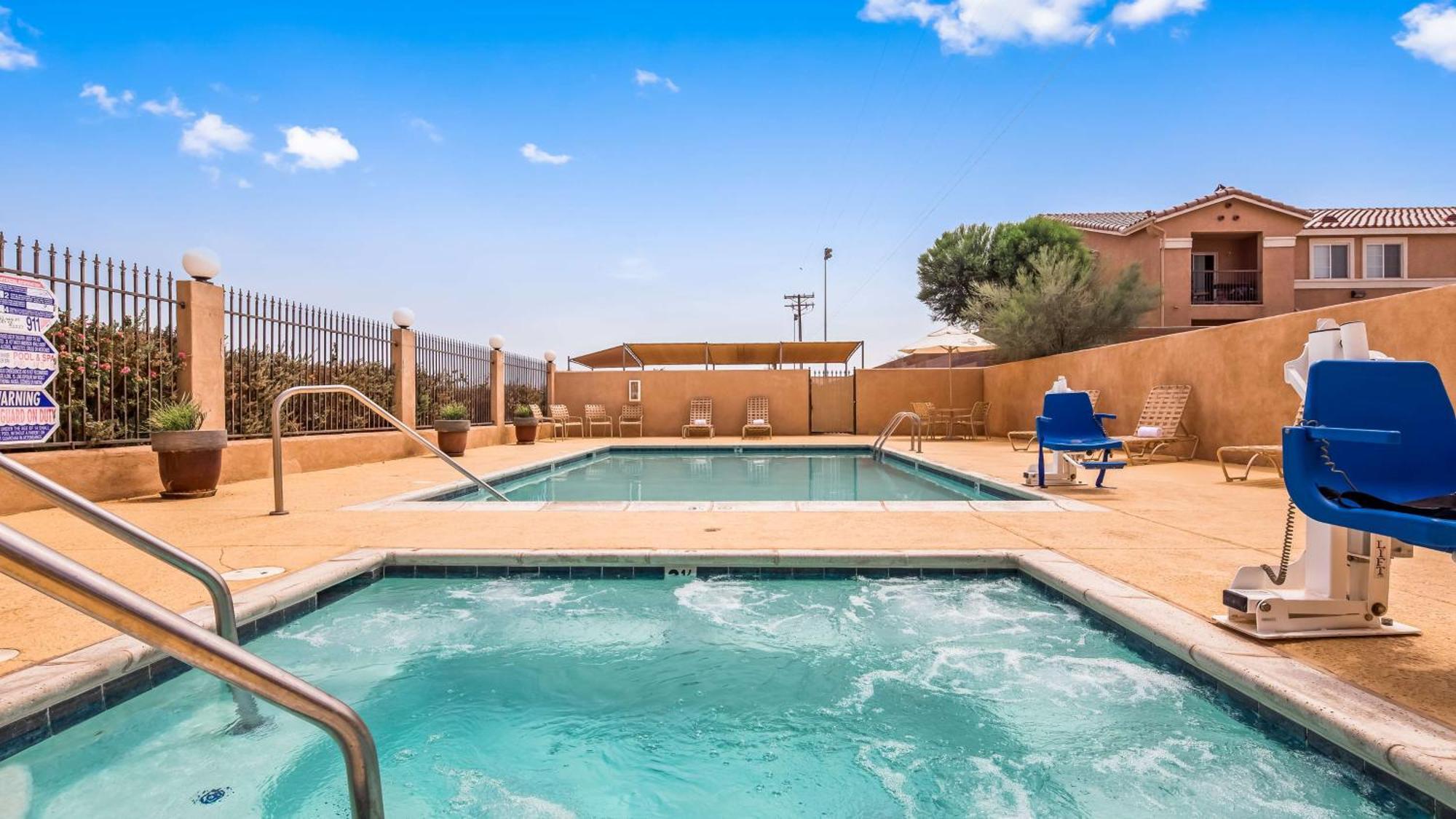 Best Western Plus Main Street Inn Brawley Exterior photo